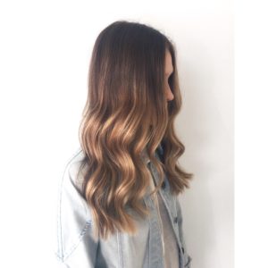 Waves styling with balayage